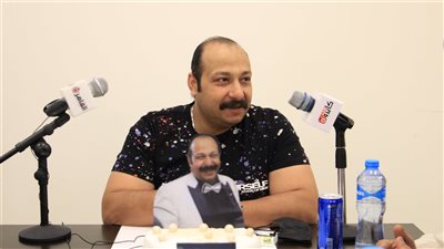  محمد ثروت بعد تكريمه: شكرا لكل من ساعدني في أبو الوفا