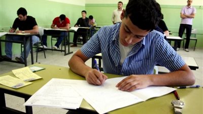 محافظ الجيزة يتابع الاستعدادات النهائية لانطلاق امتحانات الشهادة الإعدادية والدبلومات الفنية