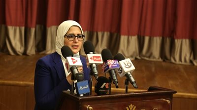 وزيرة الصحة: إمداد جميع مراكز التطعيمات الدولية بلقاح كورونا للمسافرين خارج مصر 