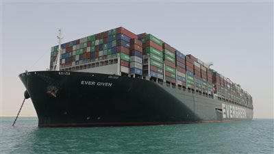 أول تعليق من هيئة قناة السويس على بيان نادي المملكة المتحدة بشأن أزمة 