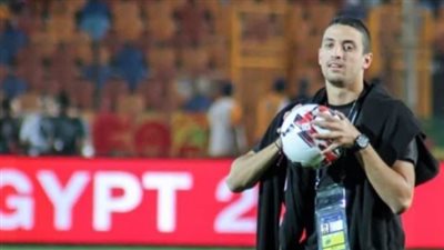 طاهر محمد طاهر يدعم هجوم الأهلي أمام أسوان