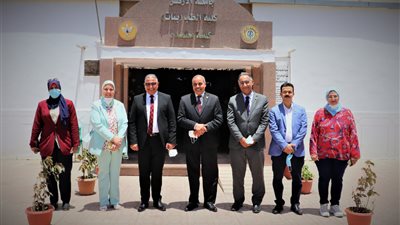 رئيس جامعة الأزهر يتابع سير الامتحانات بلجان الدراسات العليا بكلية طب البنات
