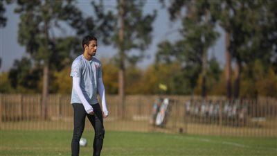 أبو عبلة يطمئن على طاهر ويؤكد جاهزيته لمباراة الترجي
