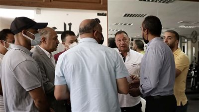 الخطيب يتفقد أعمال تطوير منشآت فرع الأهلي بالشيخ زايد