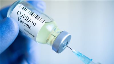 امرأة تفقد قدرتها على الكلام بعد تلقيها الجرعة الثانية من لقاح كورونا