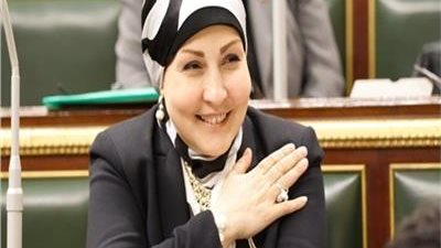 مشروع قانون يحقق لعامل الخدمة المنزلية إجازة مدتها شهر مدفوعة الأجر