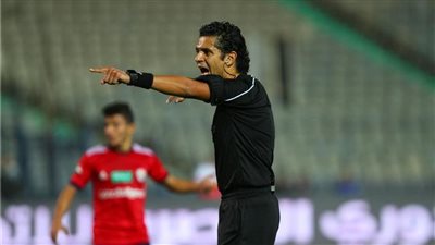 طاقم حكام مصري بقيادة أحمد الغندور يدير مباراة تونس ونيوزيلندا