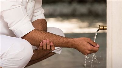 هل ستعود دورات المياه للعمل في المساجد؟.. 
