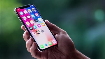 بعد ساعات.. آبل تزيح الستار عن آيفون 15