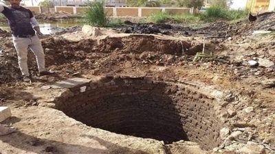 كانوا بينقبوا عن الآثار.. مصرع 3 أشخاص سقطت عليهم حائط داخل حفرة صرف صحي في الفيوم