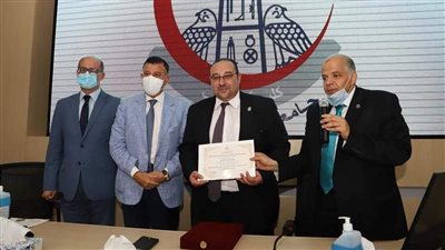 جامعة عين شمس: المستشفى التخصصي عالج 2658 حالة لمرضى كورونا