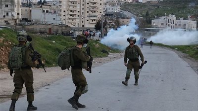 القوة الإقليمية تحاول التهدئة والاحتلال يصعد نحو الصراع.. اشتعال الساحة الفلسطينية الإسرائيلية| خاص 
