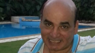بعد خضوعه لعملية جراحية في القدم.. زوجة الشاعر أمل الطائر تطلب الدعاء له