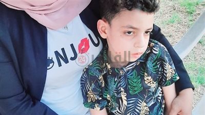 شخصها الأطباء بالأطلس.. سيدة تستغيث بعد تدهور حالة طفلها الوحيد بالإسماعيلية 