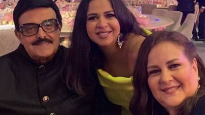 إيمي سمير غانم تدعو لوالديها: اللهم في يوم الجمعة ارحم أغلى من فقدت في هذه الدنيا