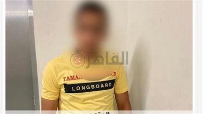 مصور المؤخرات أمام 