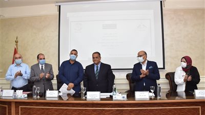  منحتَا تفوق سنويًا لأوائل كلية العلوم بجامعة عين شمس
