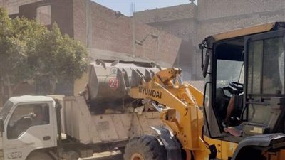 محافظ المنيا يتابع جهود الوحدات المحلية في حملات النظافة ورفع الإشغالات