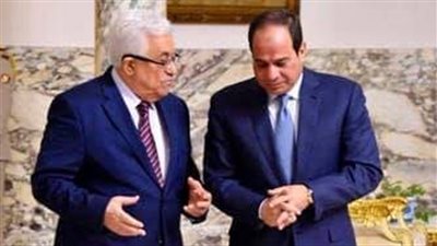 الرئيس الفلسطيني يصل القاهرة للمشاركة في قمة مصرية أردنية فلسطينية غدًا