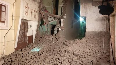 مصرع وإصابة 5 أشخاص في انهيار منزل ببنها 