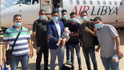 طائرة خاصة حملتهم لجامعة أسيوط.. منظمة عالمية بمصر تجري عمليات تجميل لـ30 طفلًا ليبيًّا بالمجان
