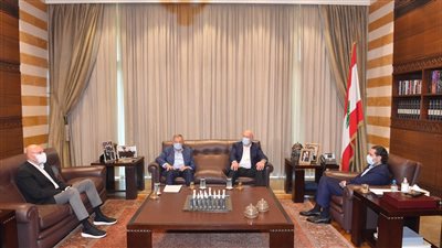 الرؤساء السابقون للحكومة اللبنانية يرشحون نجيب ميقاتي لترؤس الحكومة الجديدة