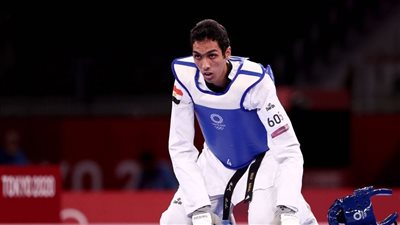 إصابة سيف عيسى بقطع في غضروف الركبة 
