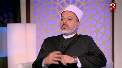 أمين الفتوى يكشف حكم معاشرة الرجل لزوجته كل 4 أشهر: ملهاش وقت معين