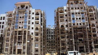 مطالب بخفض تكاليف تسجيل الأراضي وتسهيل الإجراءات في الشهر العقاري 