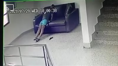 انتحار شاب على الهواء عبر 
