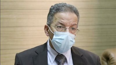 أمين الأطباء يطالب بإصدار قانون المسئولية الطبية لحماية الطبيب والمريض