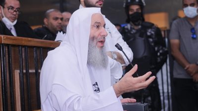 هيئة المحكمة للشيخ محمد حسان: شهادتك ستكون خيرًا لك وللكثيرين