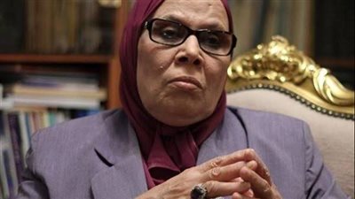 آمنه نصير: لا مانع من الاستفادة بأعضاء المتوفى «الحي أبقى من الميت»