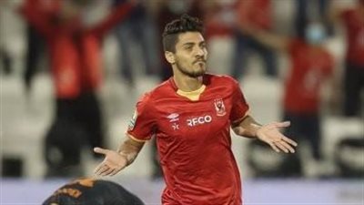 شكوك حول مشاركة محمد شريف أمام المصري