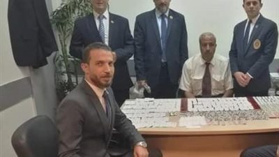 القبض على راكب قادم من النمسا بحوزته أقراص ترامادول