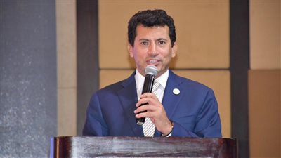 وزير الرياضة: نتدخل لحل خلافات الأهلي والزمالك في الوقت المناسب دون إعلان
