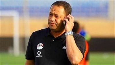 ضياء السيد يحضر ودية الأهلي وبتروجت على معلب التتش | صورة