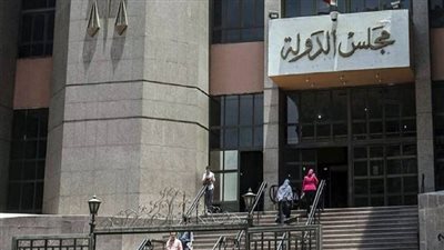وقف طعن أستاذة طب بيطري تطالب بإلغاء مجازاتها لتجاوزها في حق العميدة 