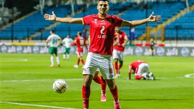 طبيب الأهلي يؤكد جاهزية محمد شريف للمباريات
