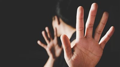 صاحب معرض السيارات المتهم بالتحرش: قدمت فيا بلاغ علشان رفضت أزود مرتبها 