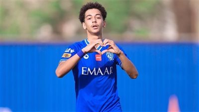 كريم أشرف مهاجم الهلال: الدوري السعودي أقوى من المصري.. والخطيب مثلي الأعلى ولم يعرض عليّ التجنيس| حوار