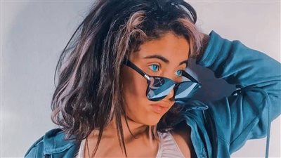 لابسه قمصان نوم .. مصور موكا حجازي: مسحت فيديوهاتها عشان منتحبسش