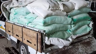 ضبط صاحب مخبز بحوزته 3 أطنان دقيق و850 بطاقة تموينية بسوهاج