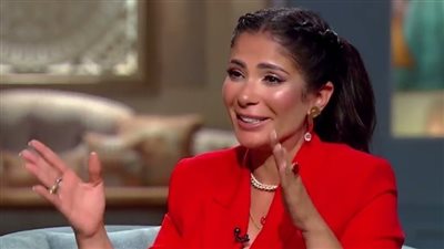 منى زكي: أول مرة وقفت على المسرح الناس ضحكت عليا