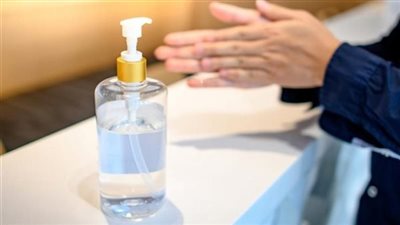 هل استخدام الكحول للوقاية يمنع الصلاة لأنه يعد خمرًا؟.. الإفتاء ترد