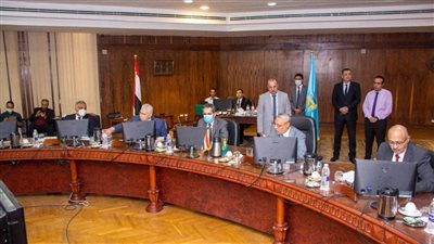جامعة طنطا: حظر تداول الكتب الورقية.. والمقررات إلكترونية خلال العام الجديد