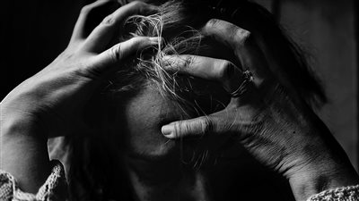 تزوجها واكتشف جنونها.. الإفتاء تكشف حكم الطلاق