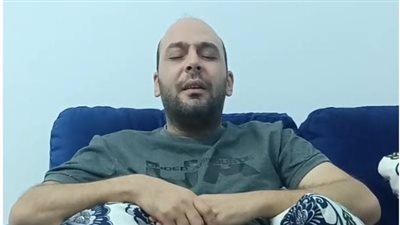 الطبيب فاقد البصر بسبب كورونا: «الموضوع صعب عليا ومسببلي إرهاق نفسي كبير»