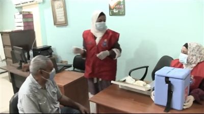 تطعيم العاملين بالمجازر وبيطري البحر الأحمر بلقاح كورونا 