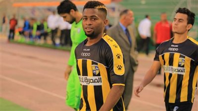 المصري يكثف مفاوضاته مع المقاولون العرب لضم لويس إدوارد